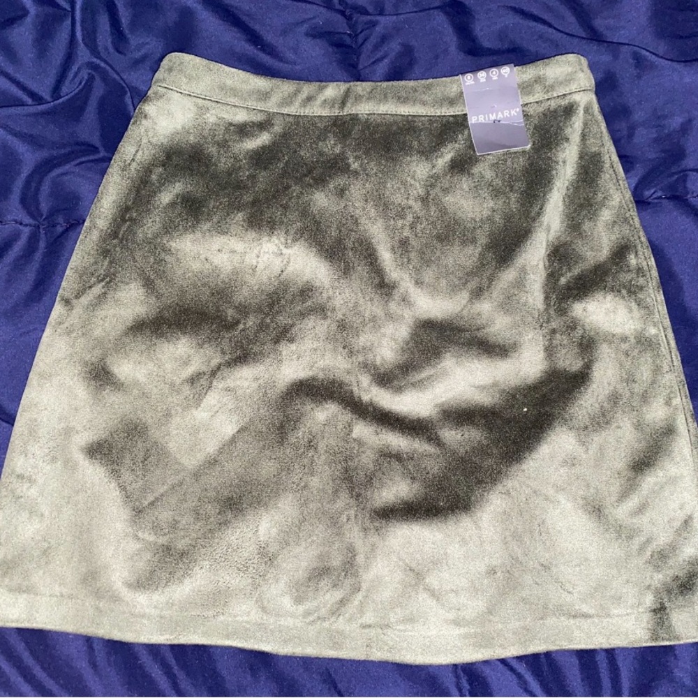 Primark Skirts Suede Skirt! | Color: Green
Size: 4